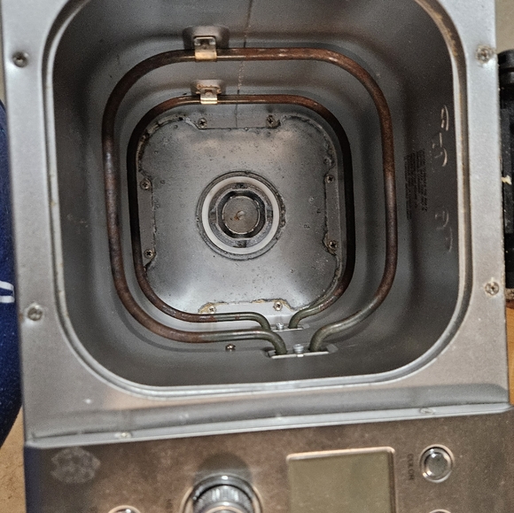 Bread machine - Picture 2 of 4